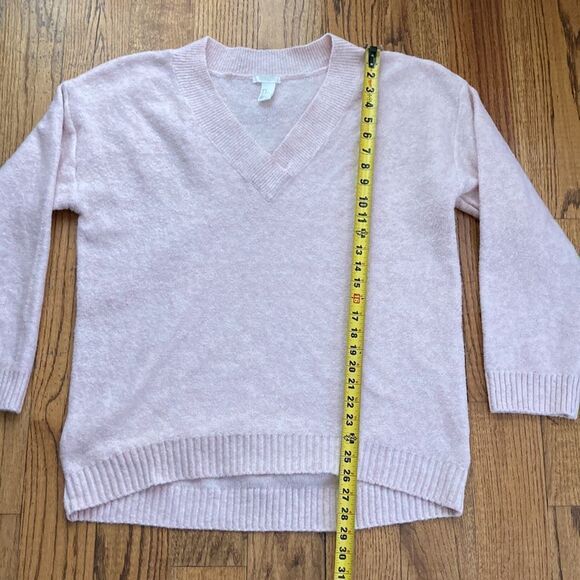 H&M Wool Blend Oversized V-Neck Pull Over Soft Pink Sweater Women’s Size Medium - Picture 8 of 10